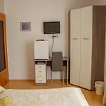 Haus Riedl سيبودن