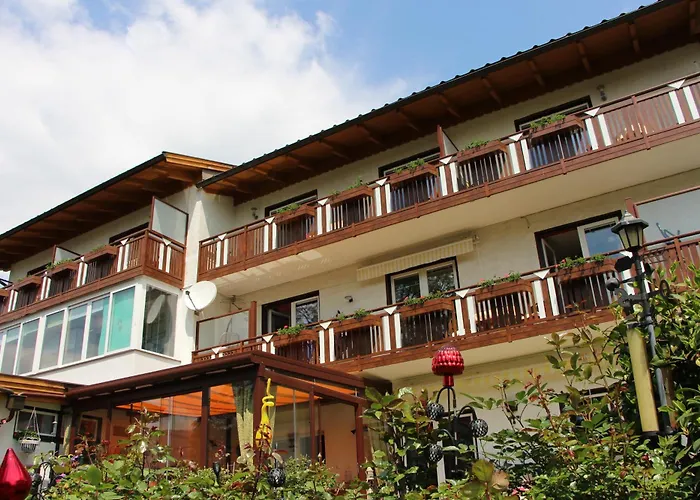 בית הארחה Haus Riedl 3*