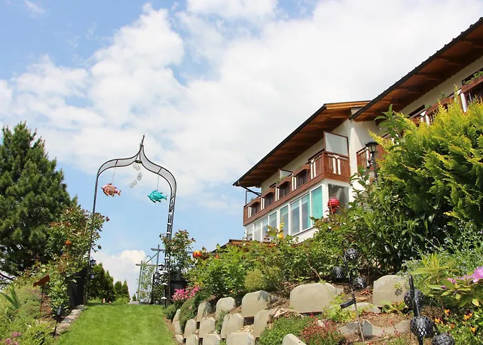 Haus Riedl בית הארחה