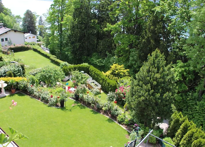 בית הארחה Haus Riedl 3*