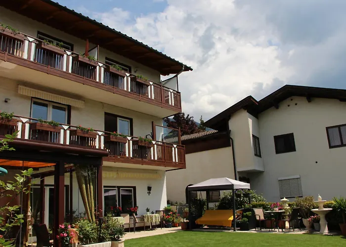 בית הארחה Haus Riedl